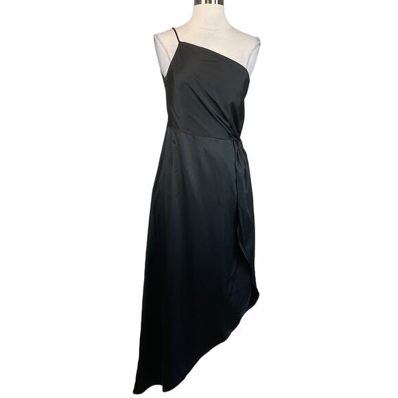 Black Satin One Shoulder Cocktail Dress Size 6 High Low Thigh Slit Shift by AQUA - Picture 1 of 11